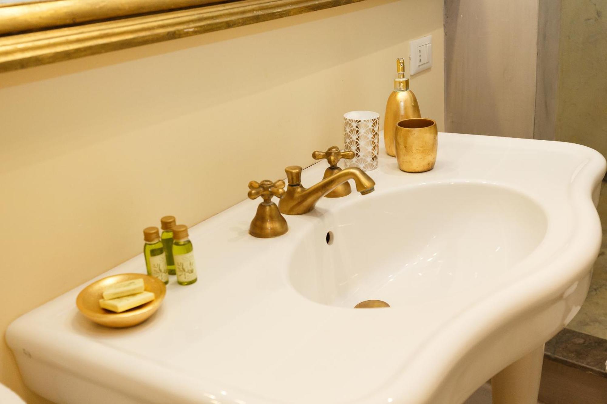 Bb 22 Charming Rooms & Apartments Palermo Exterior foto